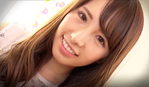 [中文字幕初出场的女优被两个男子全程实战屌操 享