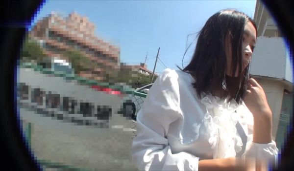@20205985166 金钱诱惑少妇街上抠逼实