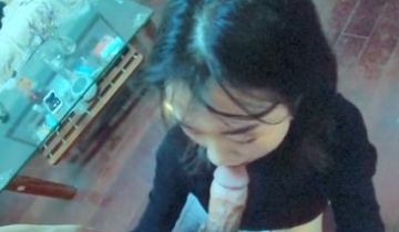 蜜桃臀长腿少妇客厅激情全记录 纤腰翘臀多体位娇喘