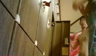 盗录某温泉浴室更衣群女沐浴清洗小穴_GC278G