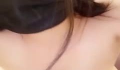 非常棒的女主播奶子很大，各种揉捏变形自己舔，骚逼