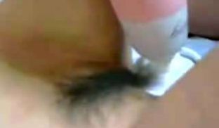 【广州女劲爆】与人口 吹鸡巴，超清秀漂亮 真实高