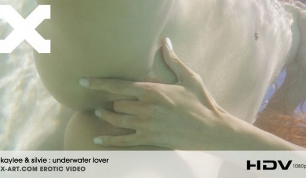 underwater lover - silvi