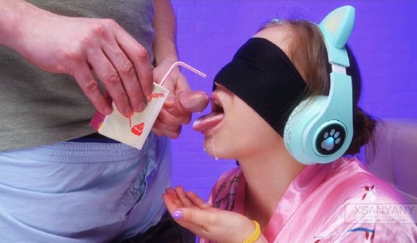 与妹妹玩品尝猜物的游戏，一步步玩耍，直到我掏出来