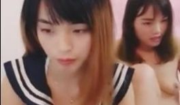 双飞姐妹花直播实录！妹妹蜜穴被狂摸高潮失控 淫叫