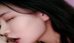 非常骚妹子双人啪啪秀~黑长直正妹舔硬JJ后上位骑