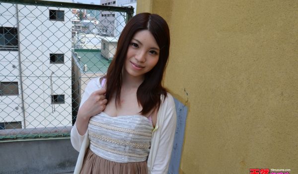 天然素人020114-01女生试着第一次曝光 板