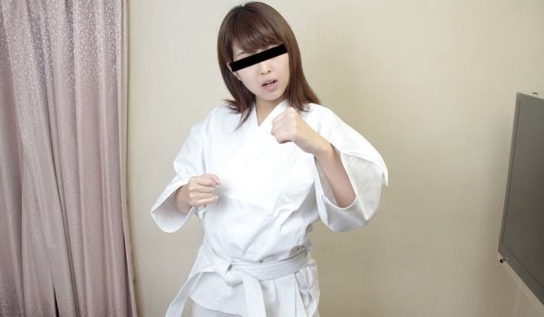 天然素人122919-01 空手美女の痴汉撃退法