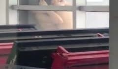 北邮体育馆事件 两个年轻情侣居然拿体育馆当炮房 