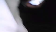 淫荡妹带着两个一块打工的姐妹广场和神经病流浪汉啪
