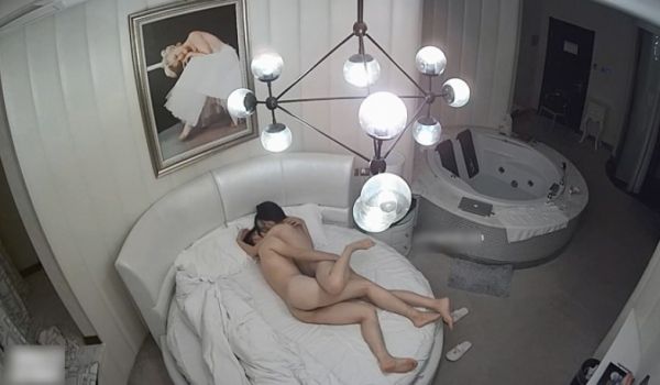 [酒店偷拍] 长髮美女被操一次不够~哪妳有被操过