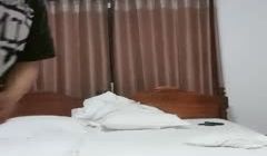 广东修车老司机光头哥《探秘金三角》手机选妹200