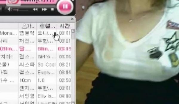 视讯主播-孩子蹲14