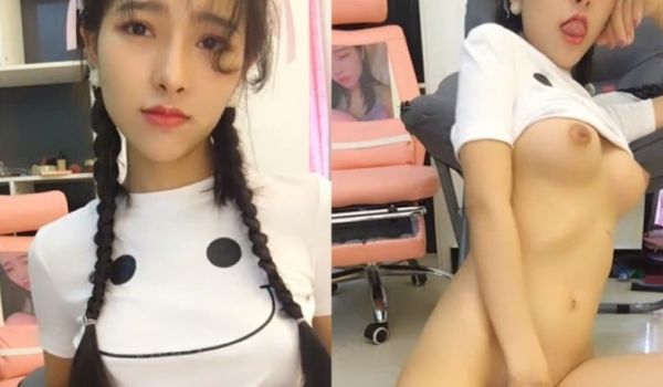 贝贝嗲声撒娇很是诱惑~越夜越美丽~胸前大波留给看