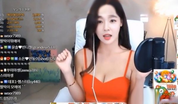 [AI换脸] 韩国演艺圈淫梦再现~化身巨乳主播浪