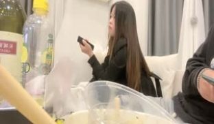瘦猴先生探花_泡良佳作，商场导购小妹，小骚逼欲拒