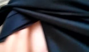 黑丝吊带骚女学生课桌底下自慰水汪汪