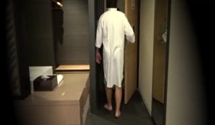 出差风俗！素人限定偷拍！用背面option路线升