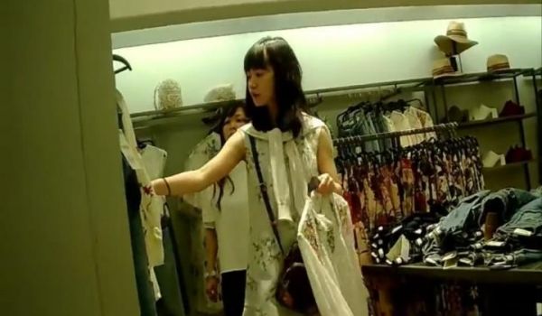 @20207330094 街拍抄底4(商场偷拍抄