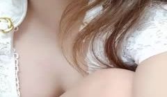 如充气娃娃一般无毛美穴！骚骚小姐姐！七彩假屌插逼