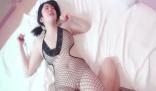 这是一个调教好的童颜巨乳，配合度高.