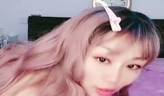 豹纹黑丝高跟诱惑风骚少妇_跟大哥激情啪啪，全程露