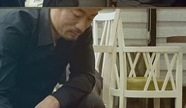 她