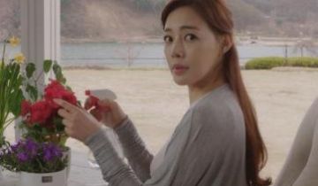 我和老婆做爱时，脑海里都是她う妹妹.