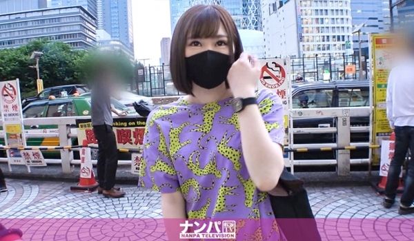 一花みお化身痴女！新宿车站大胆狂撒避孕套 200