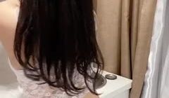 小尤奈真空上阵！透视蕾丝吊带包裹蜜桃臀 后入式狂