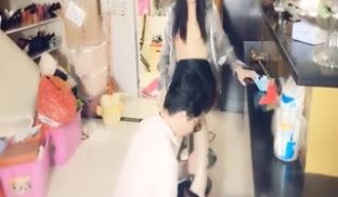 老王和他那有生命的充气娃娃