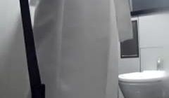 外站流出坐厕偷拍看打扮这应该是白领居多短发气质美