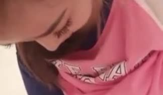 每个女孩都曾试过阴毛剃光 然后又在后悔