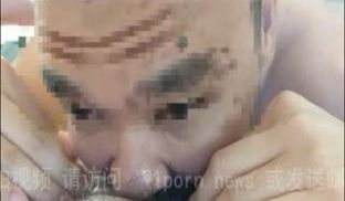 舔逼
