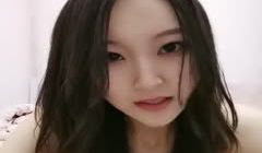 颜值不错美女 激情自慰大秀 十分诱人