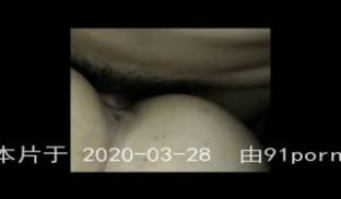 带套后入00年女友
