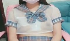 漂亮美女主播陈小蜜1027自慰大秀穿着制服激情自
