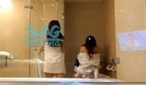 堂姐和我伺候男友被人偷拍