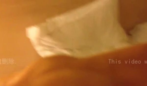 本土妹子有着巨乳和肉臀打个砲一直晃一直晃! 完整