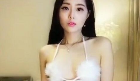 花椒高冷美女主播安妮baby微信福利大尺度私拍小