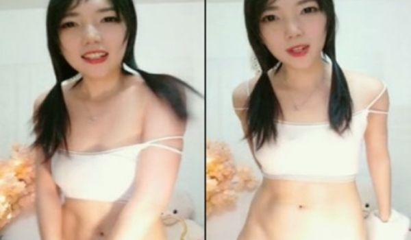 正妹主播福利视频魅惑舔唇极品诱惑