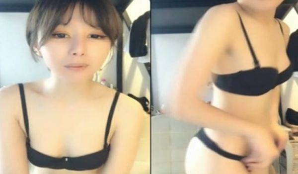 窈窕新人主播妹子试用自慰棒，娇喘声真让人受不了