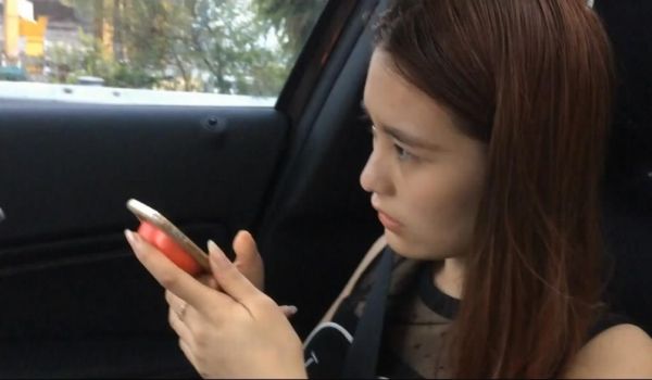 摄影师SM野模朱朱被搞的有点惨野猪般嚎叫大尺度外