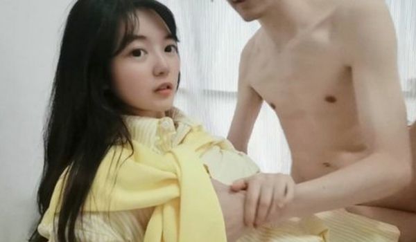 油腻宅男肆意玩弄大量潮喷