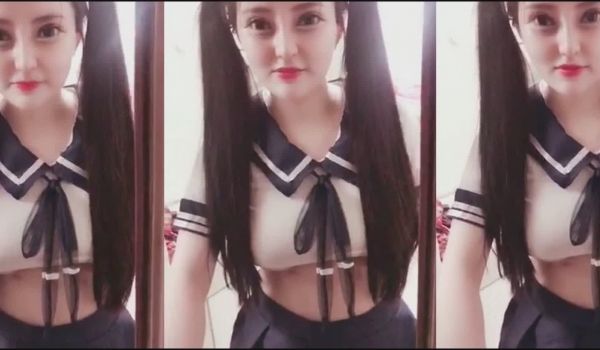 美女姐姐和同事吃宵夜被灌醉后酒店开房死猪般随意玩