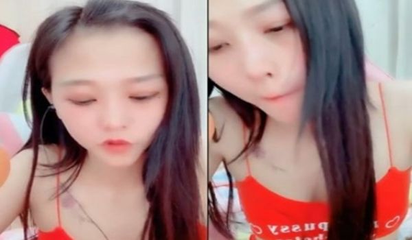 [中文主播外流]颜值不错妹子热舞完再道具自慰秀椅