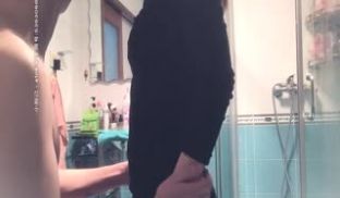 _014_勾搭良家夜场小妹_口爆_2021041