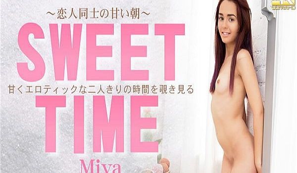 甘くエロティックな二人きりの时间を覗き见る SW