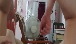 直捣女友小穴白浆狂流不止