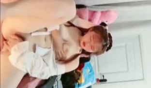 【淫荡女主播】汉服小姐姐诱惑自慰聆听淫水的声音